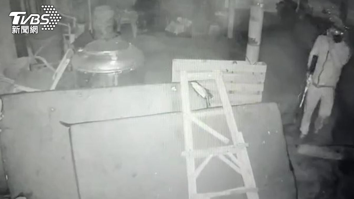 彰化移工夜闖文蛤池!槍殺看門犬1死1傷 被逮稱:要測準度