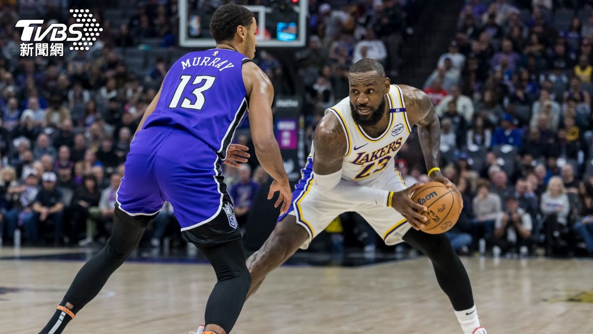 NBA/詹皇砍32分「要球迷閉嘴」 湖人勝國王奪三連勝