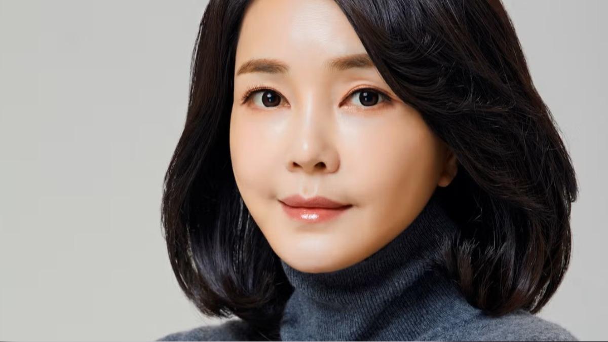 南韓「第一夫人」金建希頻遭起底。（圖／翻攝自25ans DIGITAL）