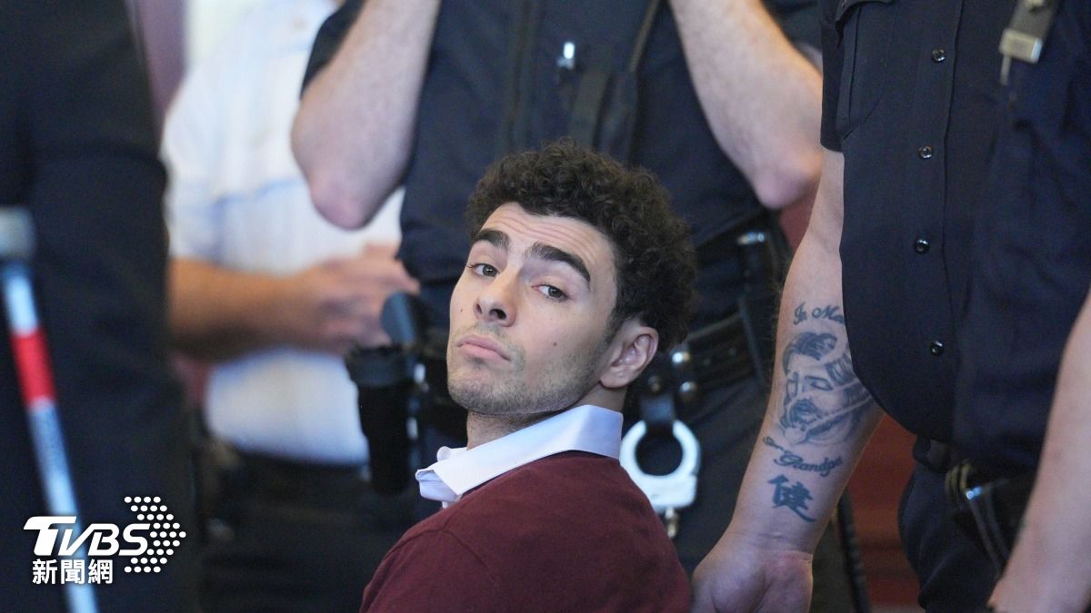 街頭射殺保險CEO!美檢方正式提告26歲帥學霸 恐判死刑