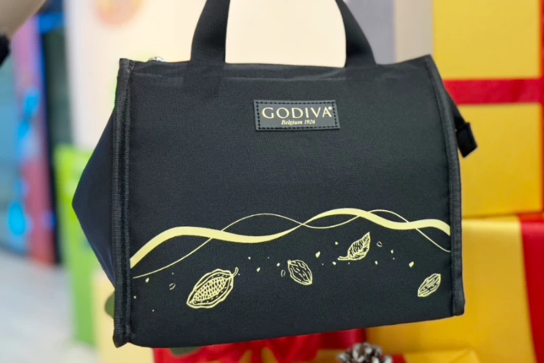 GODIVA保溫保冷袋。(圖/業者提供)