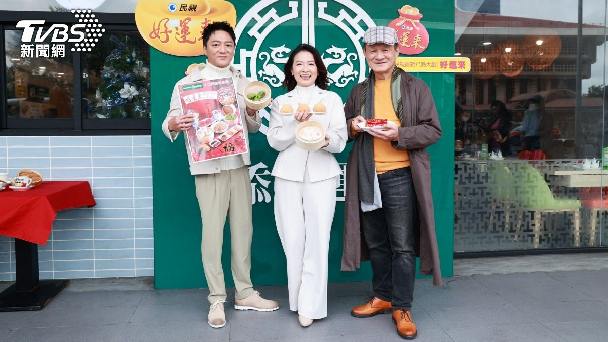 左起藍葦華、謝瓊煖、陳慕義。（圖／趙世平攝）