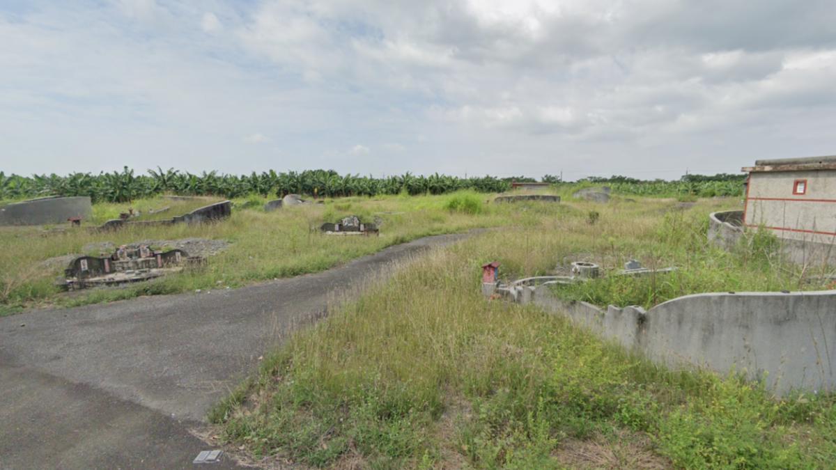 屏東縣前新埤鄉長驚傳過世,遺體倒臥在祖墳。(圖/翻攝自Google Map)
