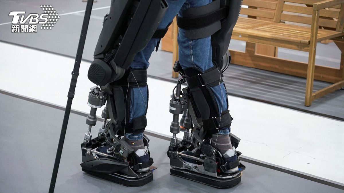 韓掀「穿戴機器人」潮　助癱瘓者行走　緩高齡者工傷