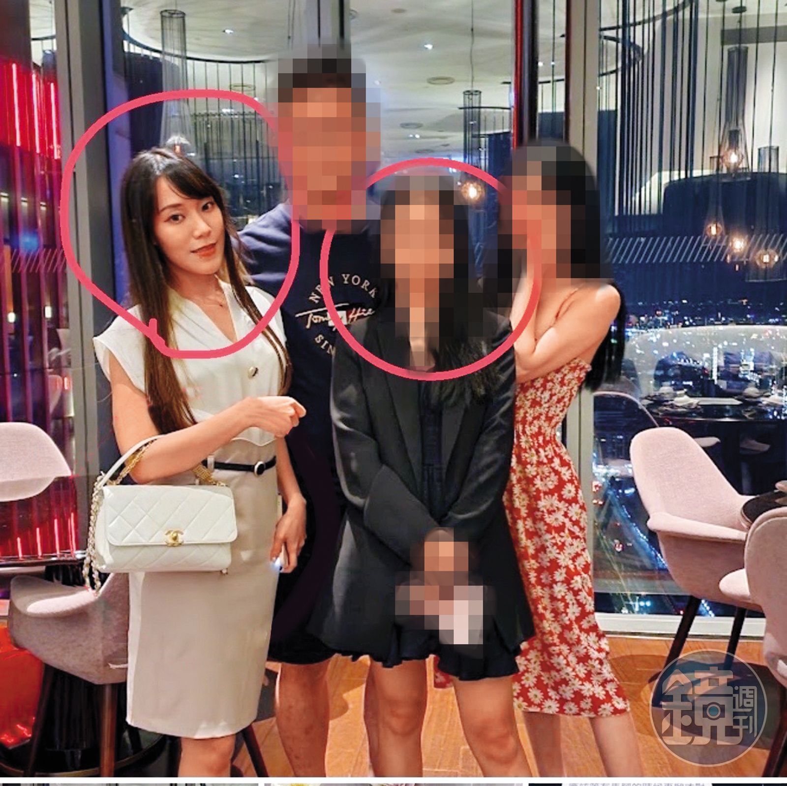 奈奈子(左一)帶著姐妹一起出席富商的五星級酒店飯局,而圖中有兩女(紅圈處)都被正宮發現有和富商的性愛影片。(圖/讀者提供)