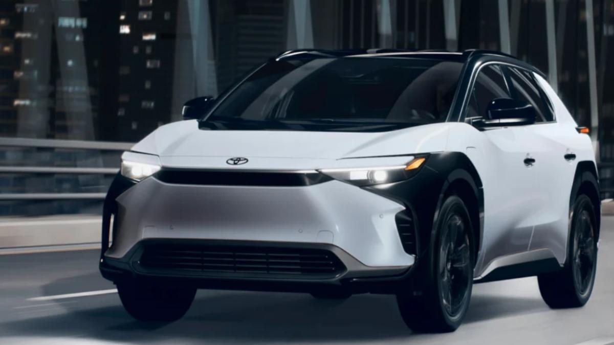 美規25年式Toyota bZ4X降價了! 最高降近20萬台幣