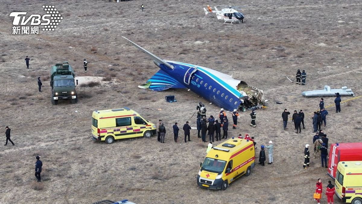 亞塞拜然客機墜毀!至少32人生還 受傷乘客滿身血逃出