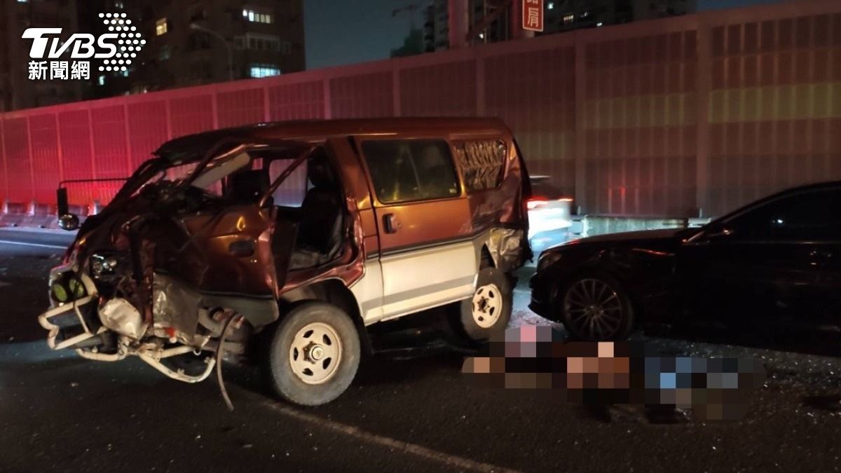 國1南下366K嚴重車禍釀1死3傷　7旬伯無意識送醫搶救