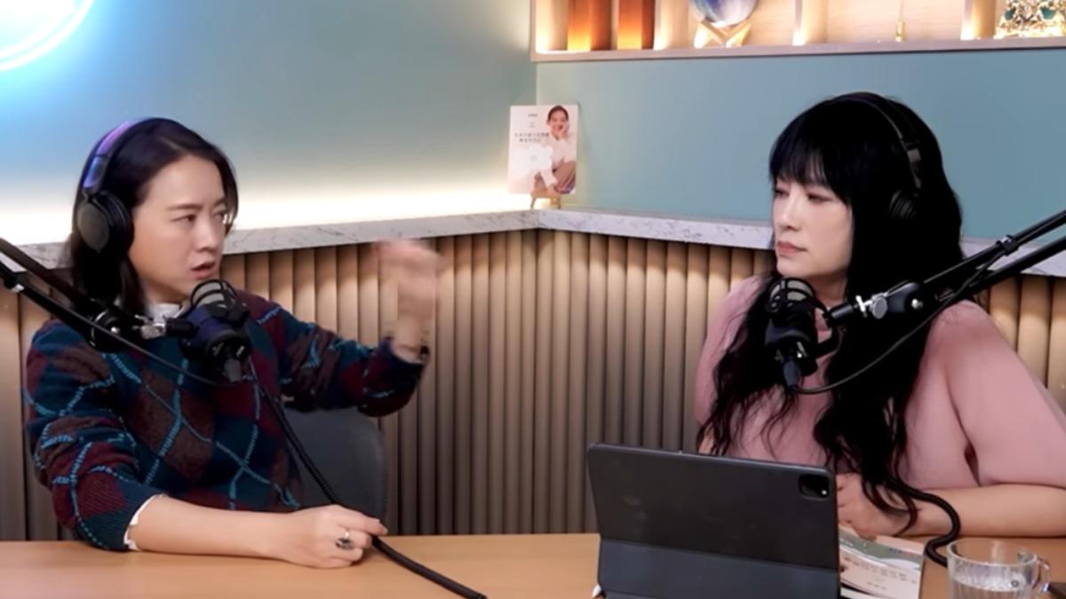 唐綺陽和曾寶儀聊到過去的婚姻。(圖/翻攝唐陽雞酒屋YouTube)