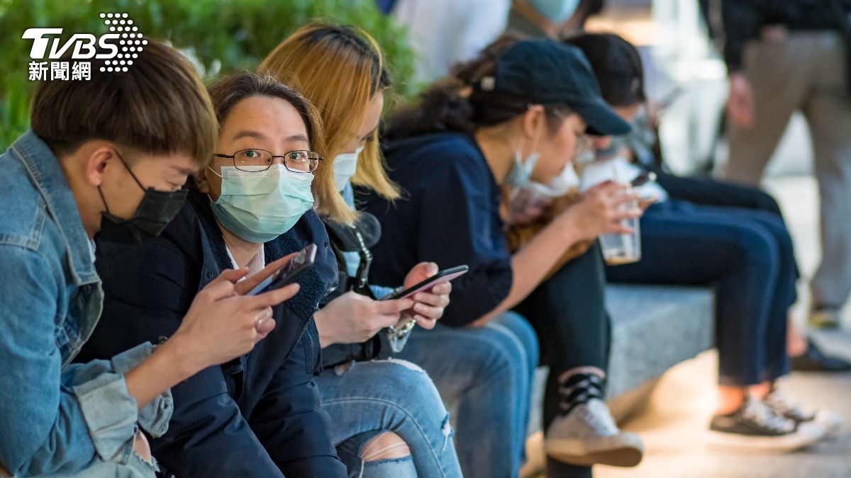 中國新肺炎病毒襲捲！口罩也難擋　醫示警「全年齡層」2招預防