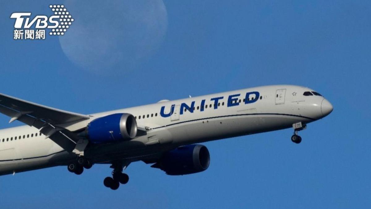 落地後才發現!飛機「起落架輪艙」驚見屍體 聯合航空急調查
