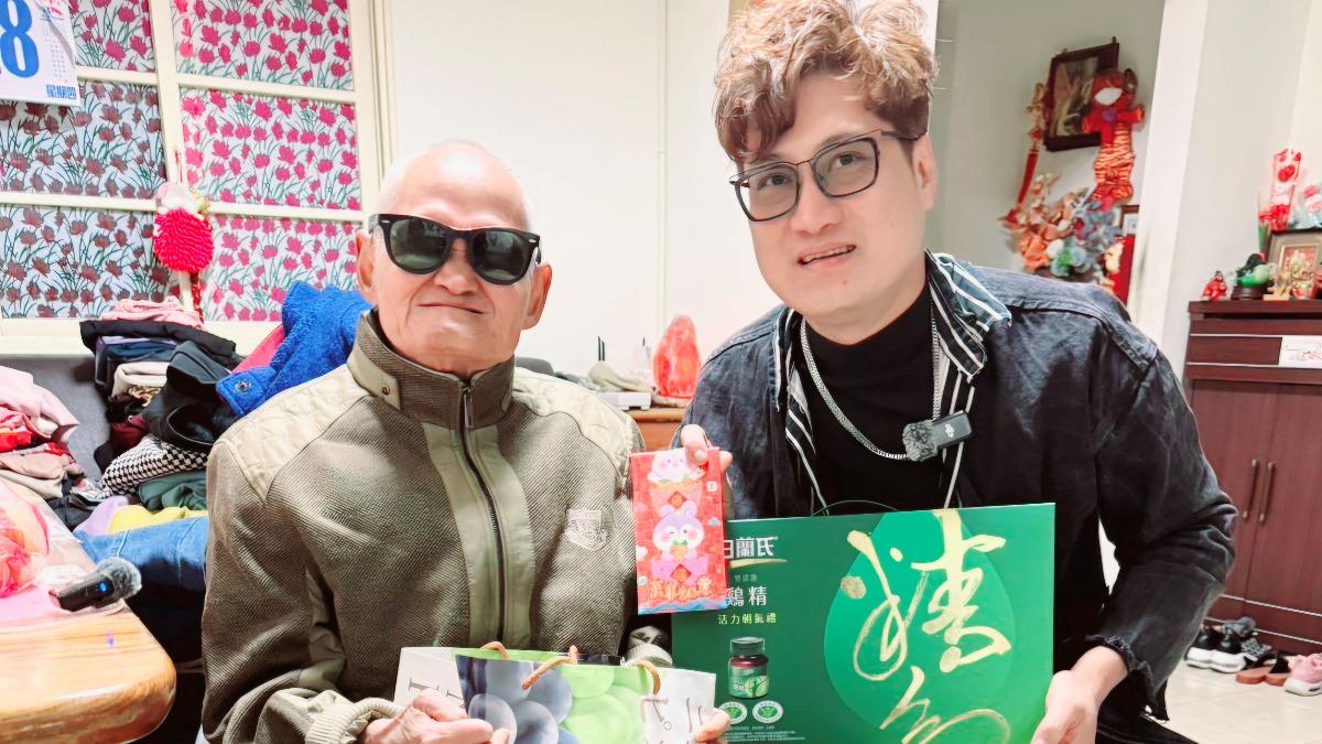 李炳輝愛妻中風爆摔傷骨折 芒果歌王心疼送紅包拜年曝近況