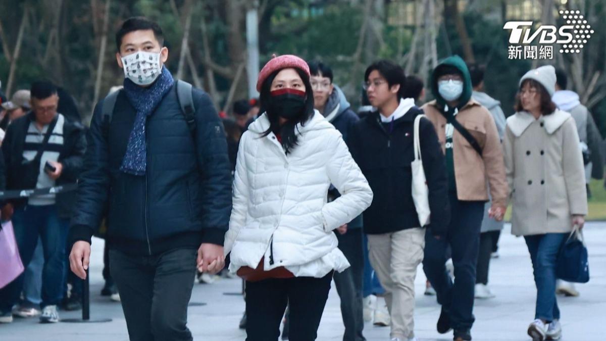 天氣/雨下到明晚!強烈冷氣團接力「逼近寒流」 這時最凍跌破10度↓