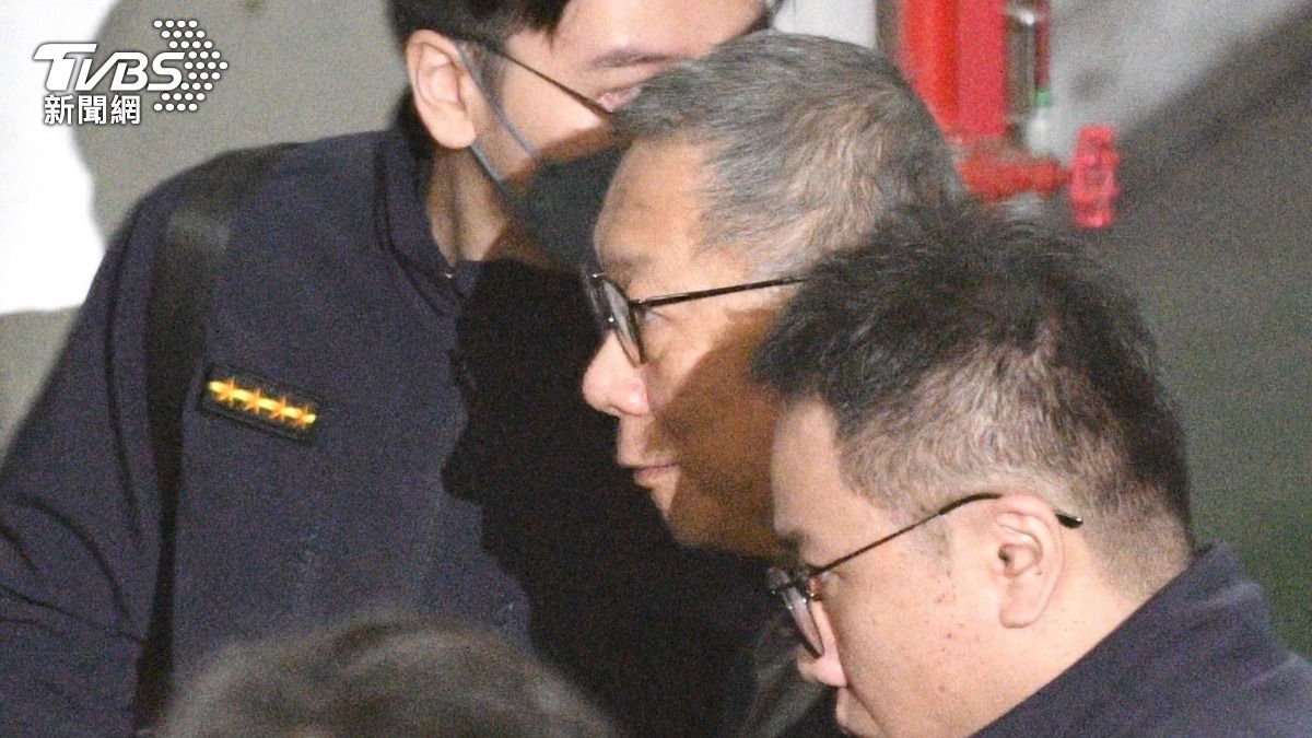 快訊/柯文哲京華城、政治獻金案 法官裁定3千萬元交保