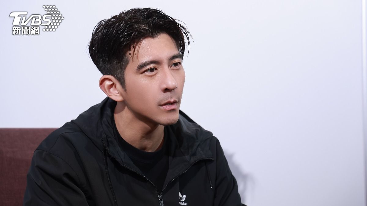 修杰楷接受《TVBS新聞網》專訪,親曝演員選角秘辛。(圖/趙世平攝)