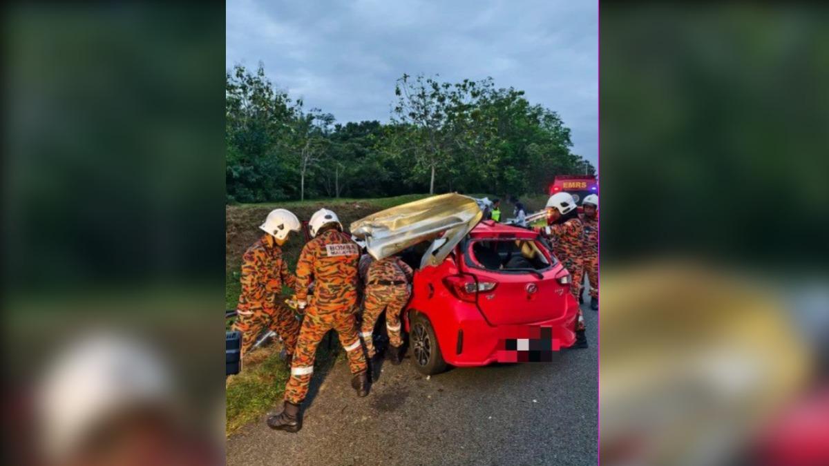 女大生的車子嚴重損毀,可見撞擊力道相當大。(圖/翻攝自 IG imani.imtiyaz)