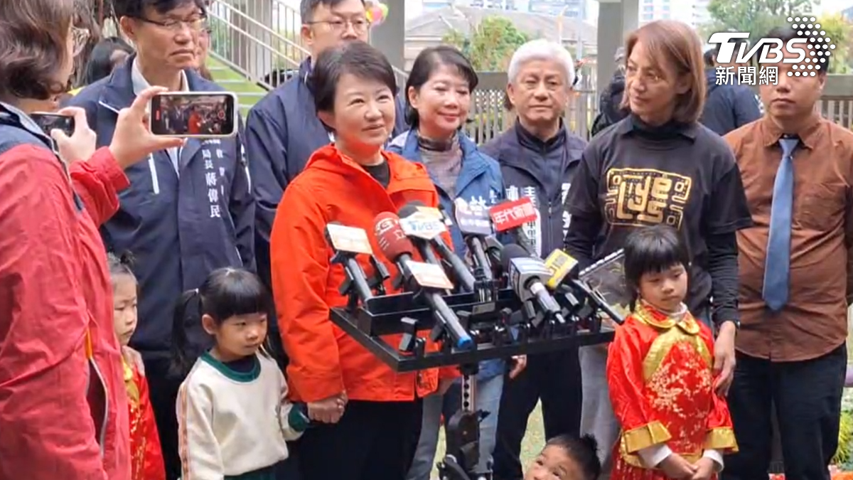 蔡壁如請辭市政顧問！盧秀燕曝：她對民眾黨有不可救藥的感情