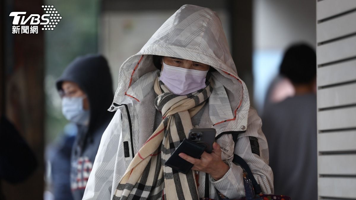 天氣／雙北入夜低溫下探10度！今晚至明晨「高山可望下雪」