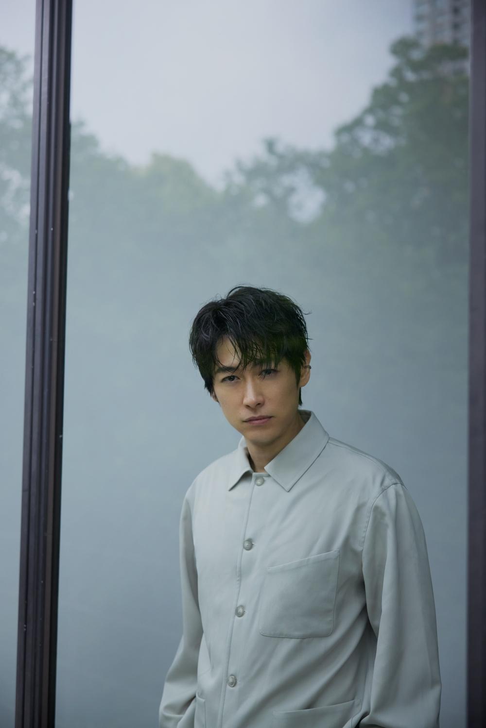 藤岡靛攜台灣限定精選輯《Stars of the Lid》送暖迎歲末。(相信音樂提供)