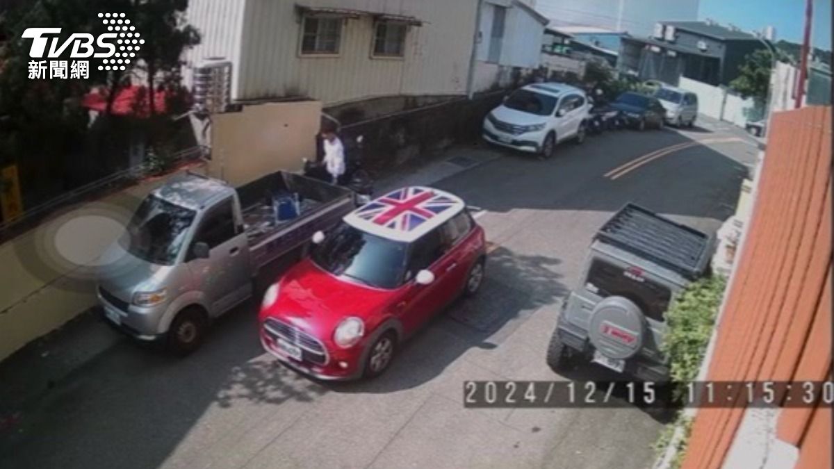 用路人常犯NG雷!撞倒車僅扶起就走 少做2事賠錢變扣照