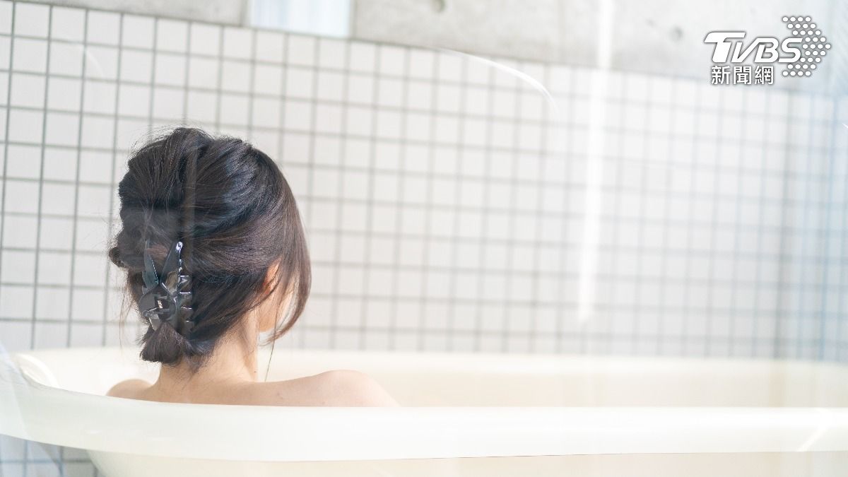 1年半不換洗澡水 日女網友稱「菰草浴療法」可抑制細菌