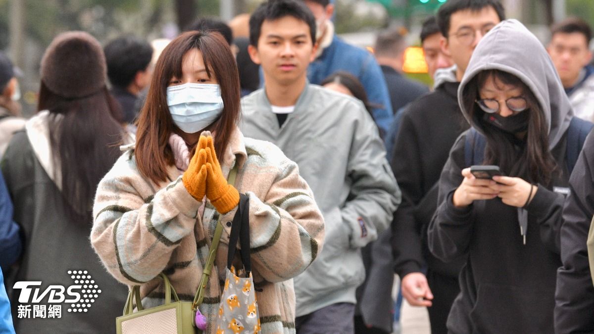 天氣/晚上出門注意!強烈冷氣團最冷時間殺到 體感3度急凍