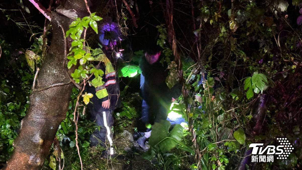 失聯27小時!新北運將倒臥草叢、身體捲曲 警急送醫