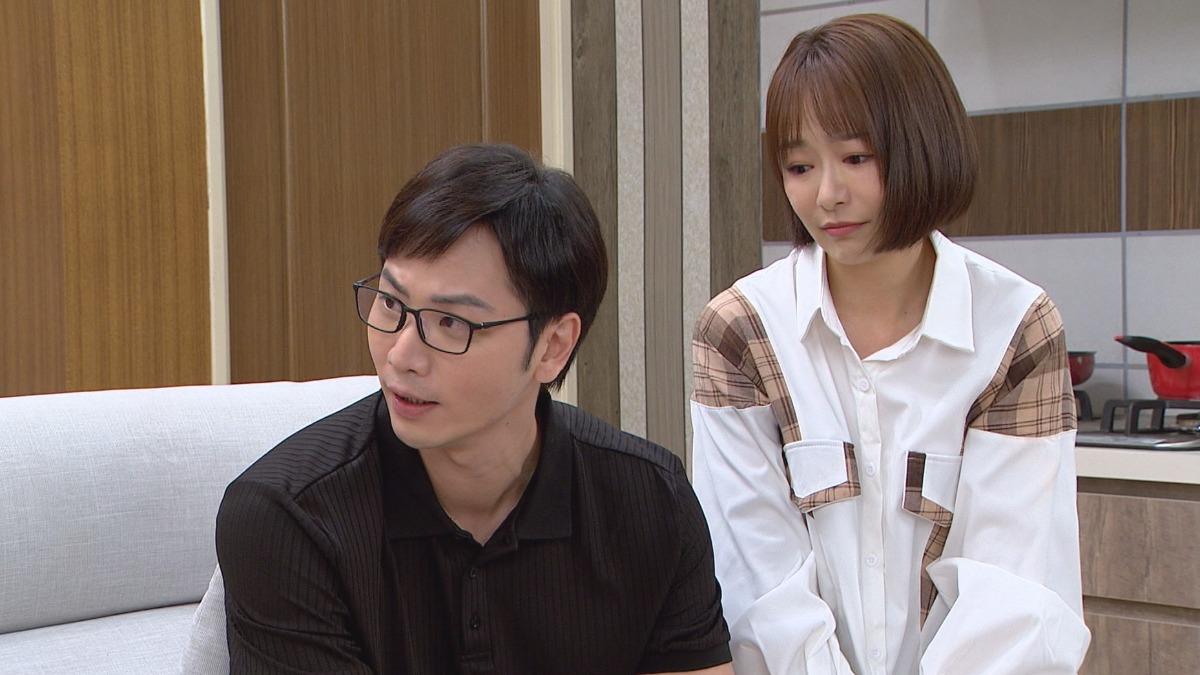 《願望》李睿紳（左）劈腿茵芙（右）、何依霈。（圖／三立提供）