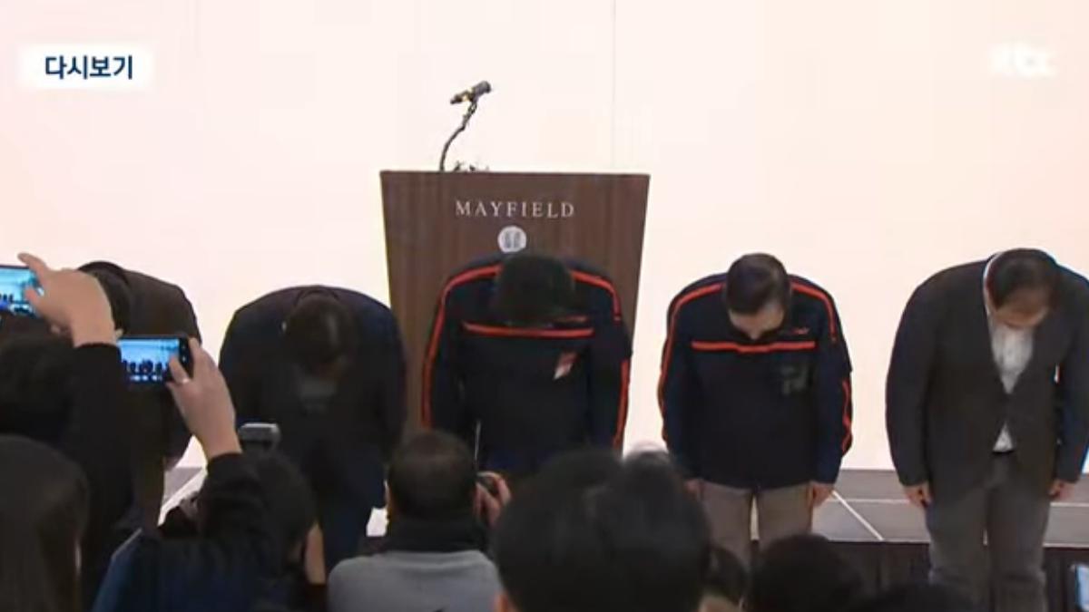 快訊／墜機恐179人罹難！濟州航空代表理事鞠躬道歉：負起全責