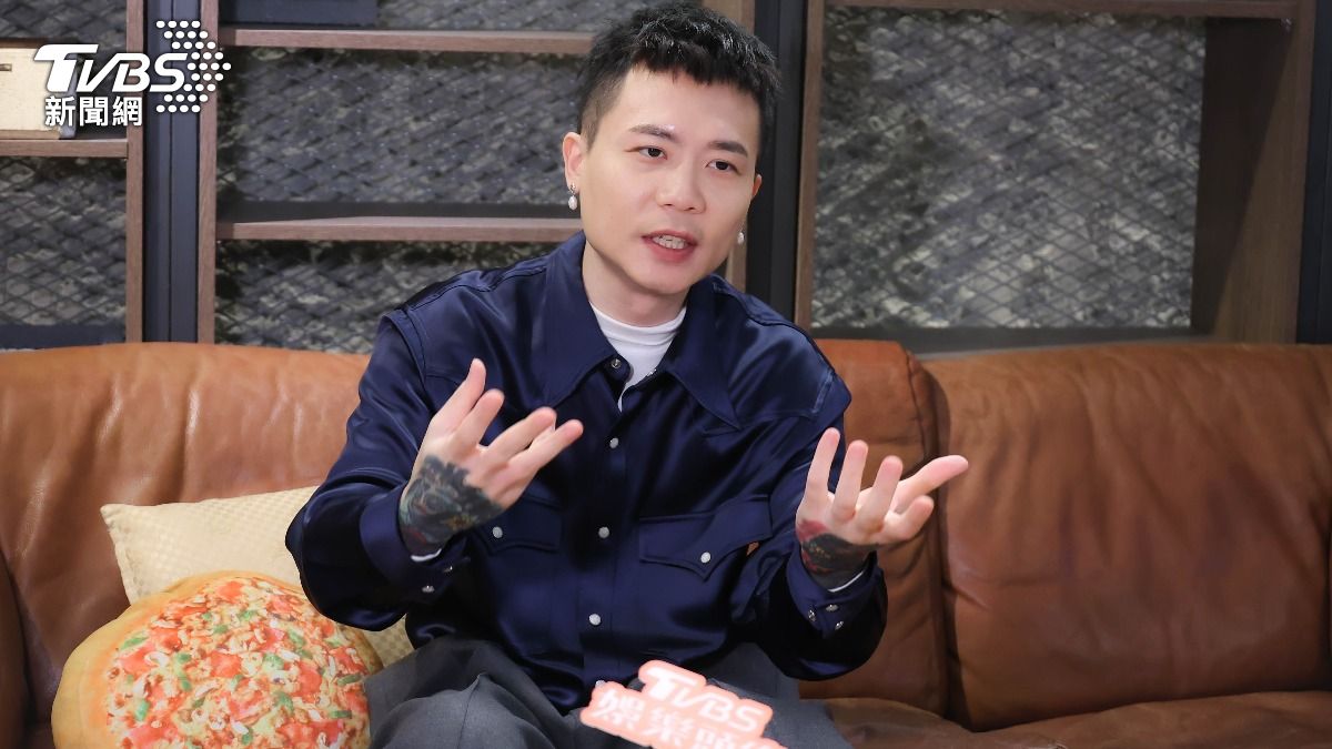 蕭秉治求學時遭同學霸凌,對方還是爸媽好友的孩子。(圖/張哲鳴攝)