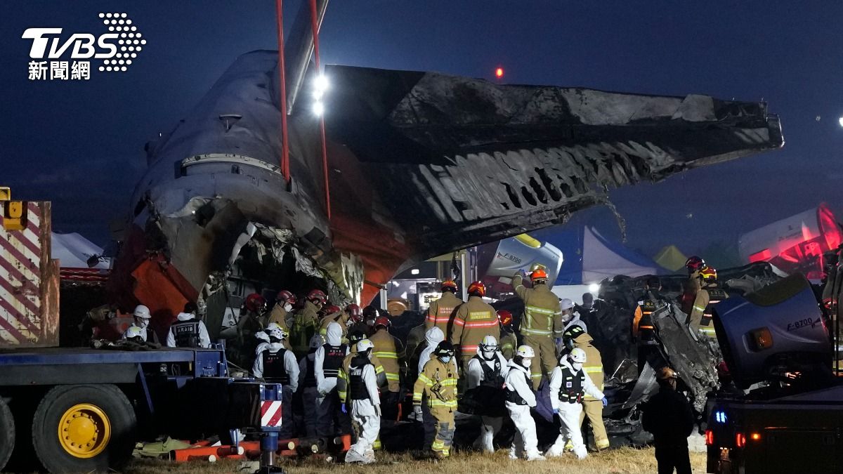 濟州航空空難共有179人不幸罹難,僅2人生還獲救。(圖/達志影像美聯社)