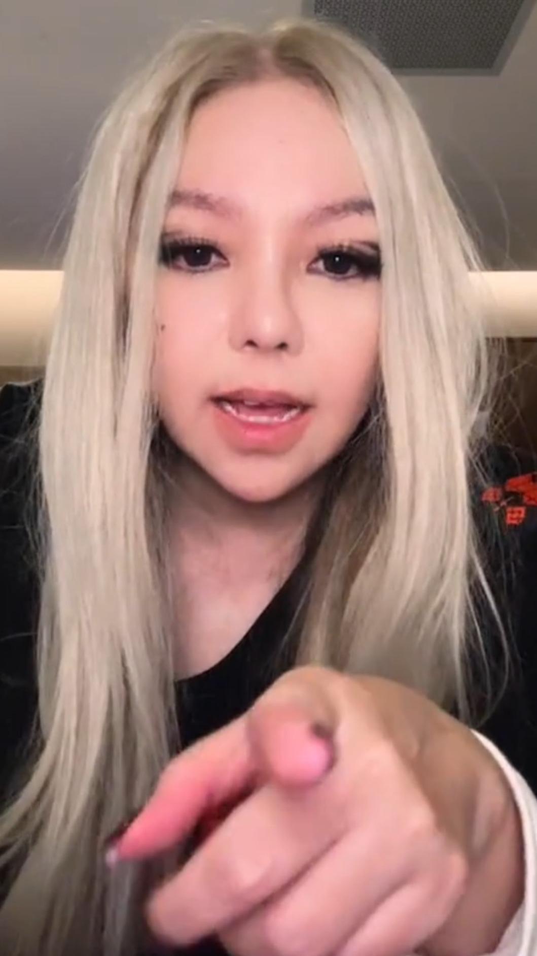 張惠妹直播期間還獻唱3首歌。(圖/翻攝自張惠妹IG)
