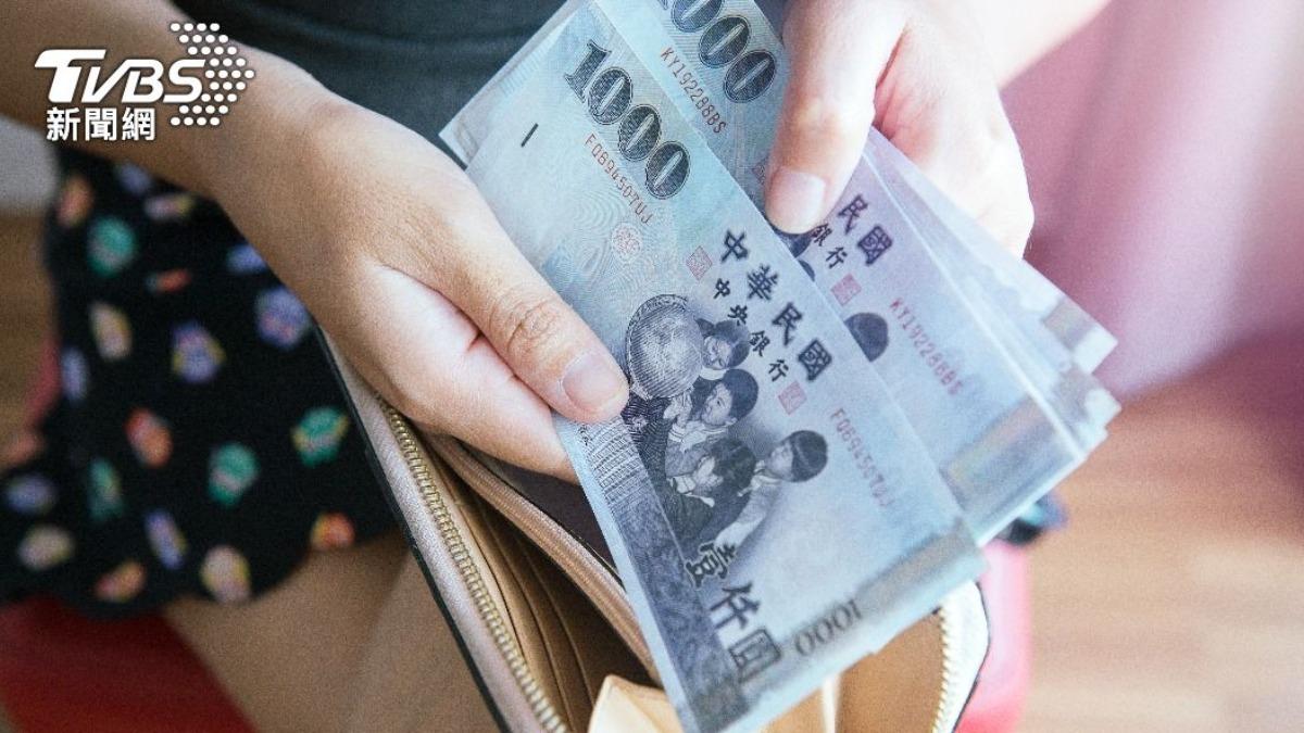 父母當年砸錢栽培!她國外打拚買房 想減孝親費遭罵「自私」