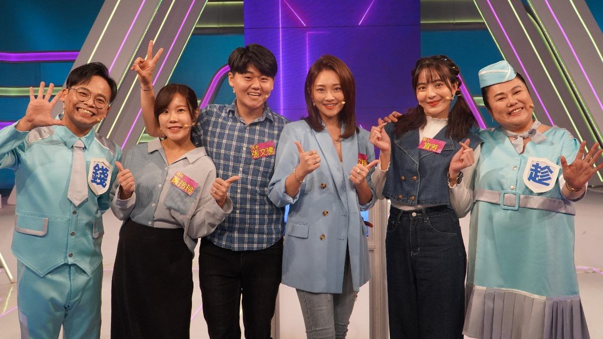 張文綺(右3)相信有神隊友的助攻,能順利拿下決賽門票。(圖/公視台語台提供)