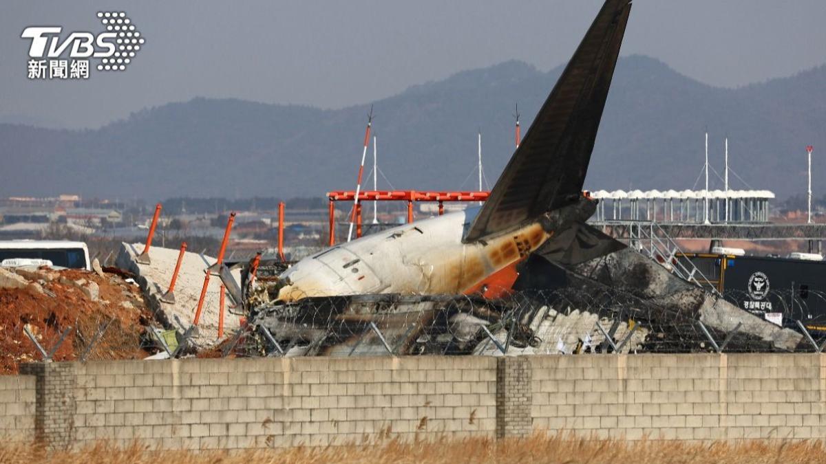 濟州航空29日發生墜機事故。(圖/達志影像美聯社)
