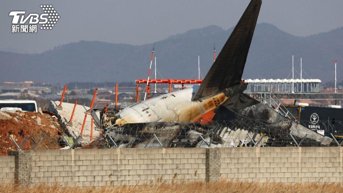 南韓濟州航空編號7C2216的班機29日上午發生重大空難。(圖/達志影像美聯社)