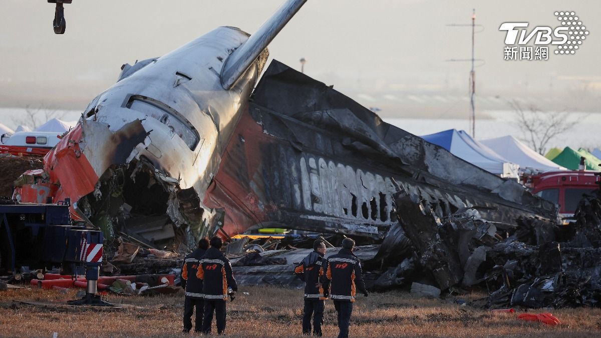 南韓濟州航空一架波音737-800客機12月29日發生墜機事故。（圖／達志影像路透社）
