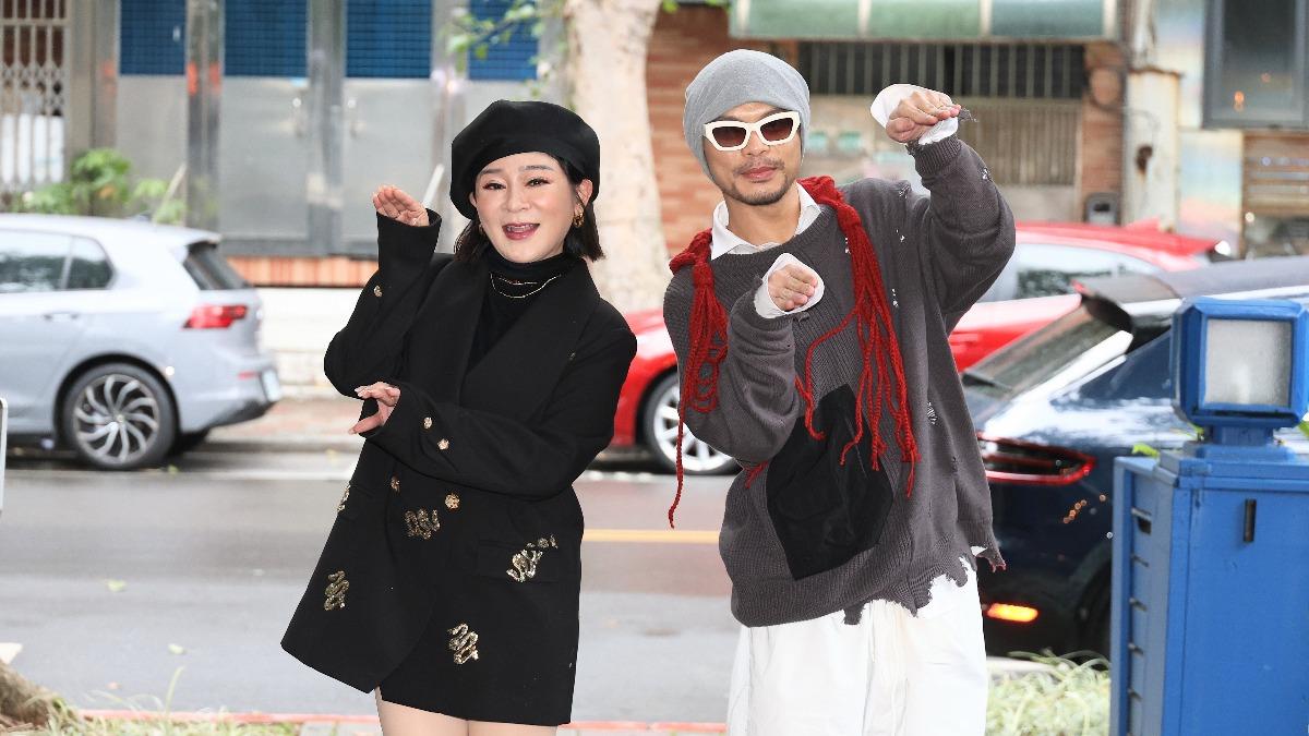 「最美蛇姬」換人了!超正模樣震撼曝光 羞爆另一半是雙頭蛇
