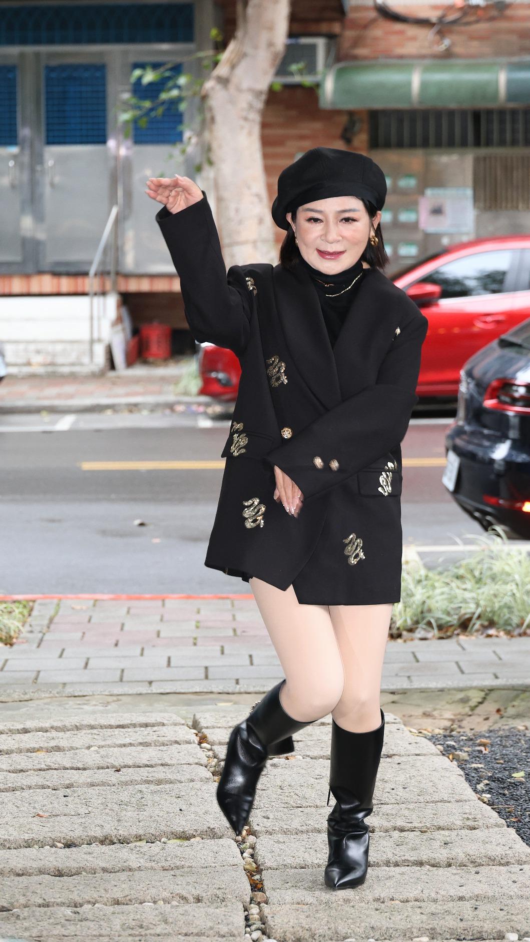 王彩樺成最美蛇姬。(圖/張哲鳴攝)
