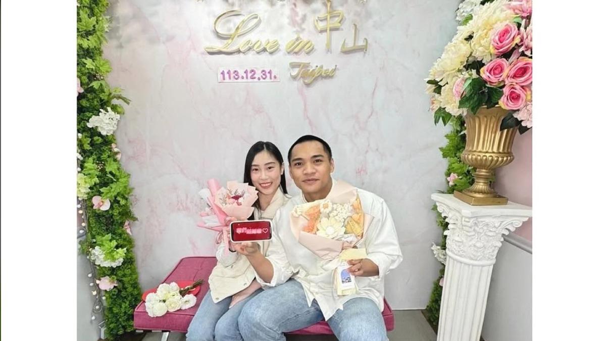 12強球員結婚!甜喊:「我有老婆了」 罕見放閃愛妻