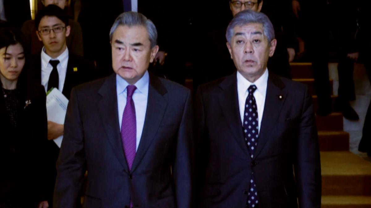 日本外相岩屋毅與大陸外長王毅會見現場。圖/大陸外交部官網