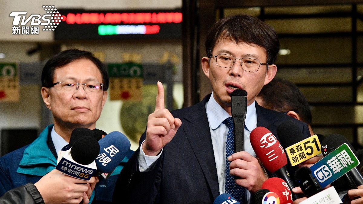 柯文哲又被羈押!黃國昌開噴「全台誰覺得他會逃」:腦袋有洞嗎
