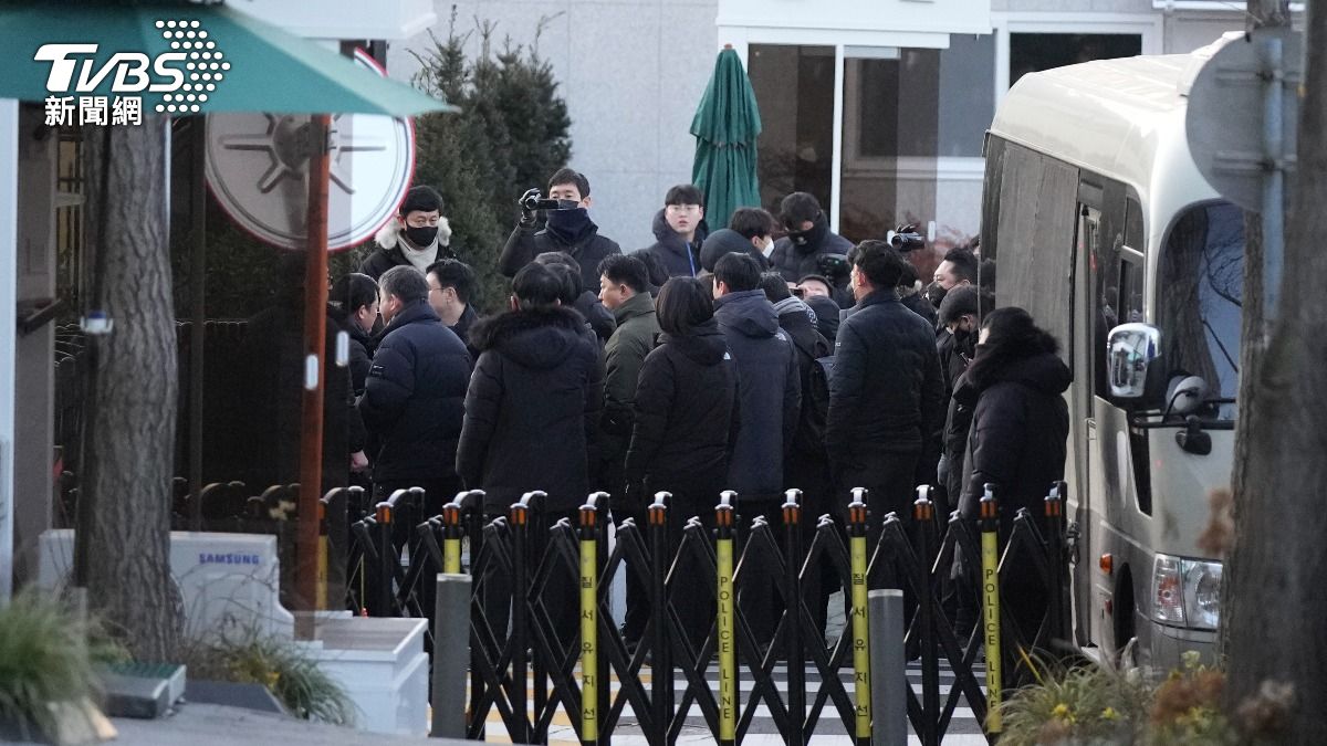 韓公調處進官邸「與軍隊對峙」 尹錫悅律師譴責:逮捕令無效