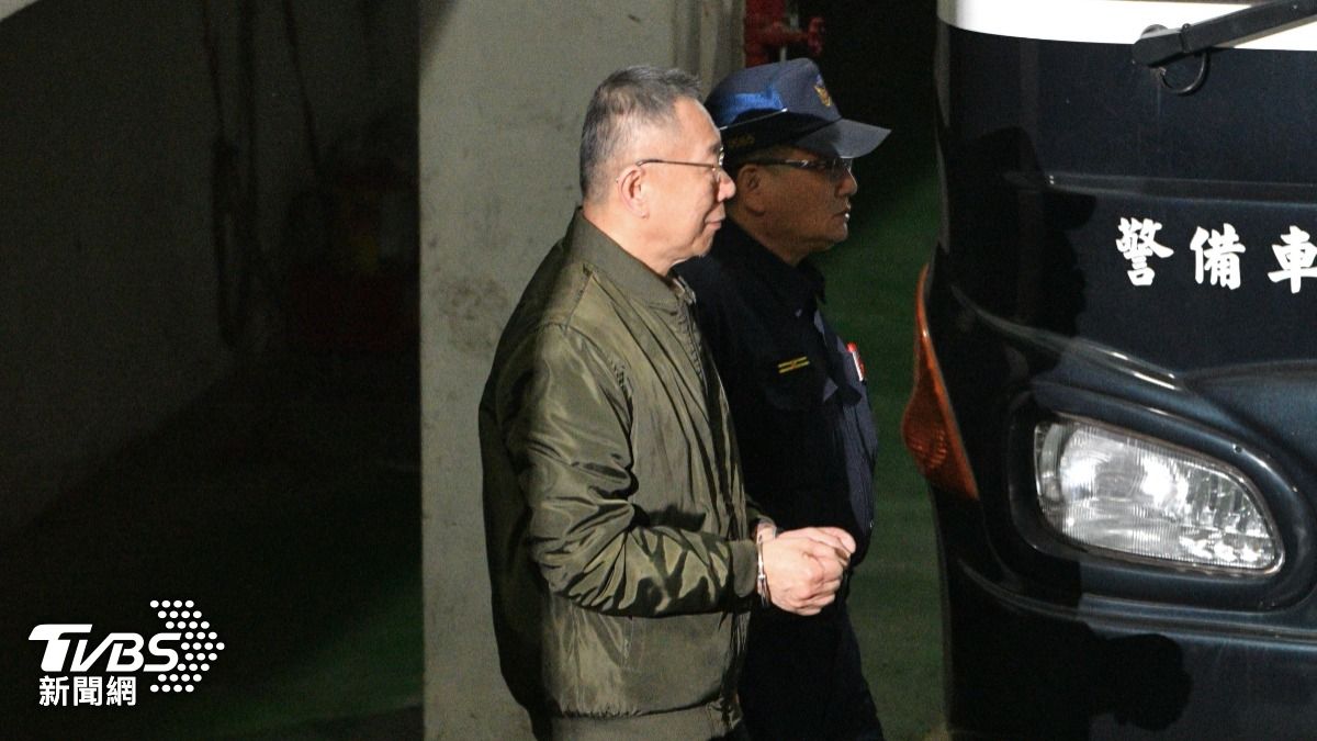 柯文哲續押3個月!陳智菡簡訊成關鍵 曾統一口徑「共識決」