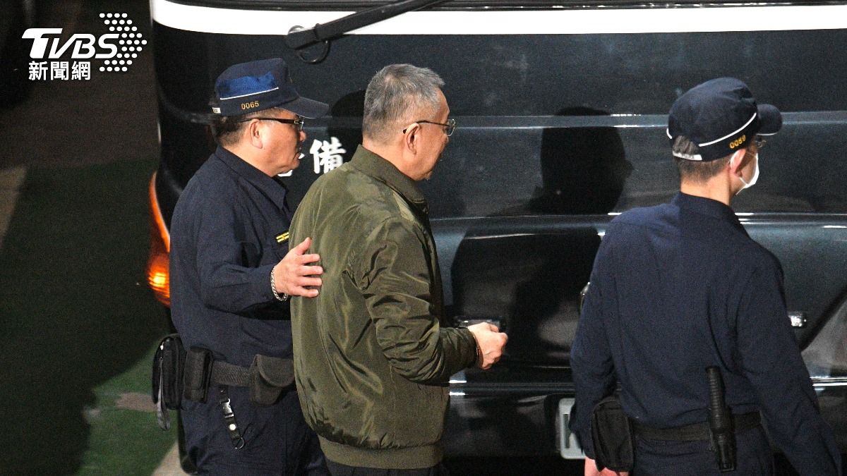 柯文哲土城圍爐還有「極品佛跳牆」 媒體人揭北所怎吃火鍋