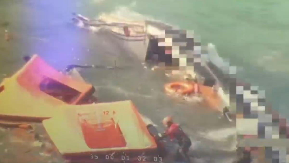 南韓漁船「觸礁沉沒」!22人跳海等救援 3人不幸身亡