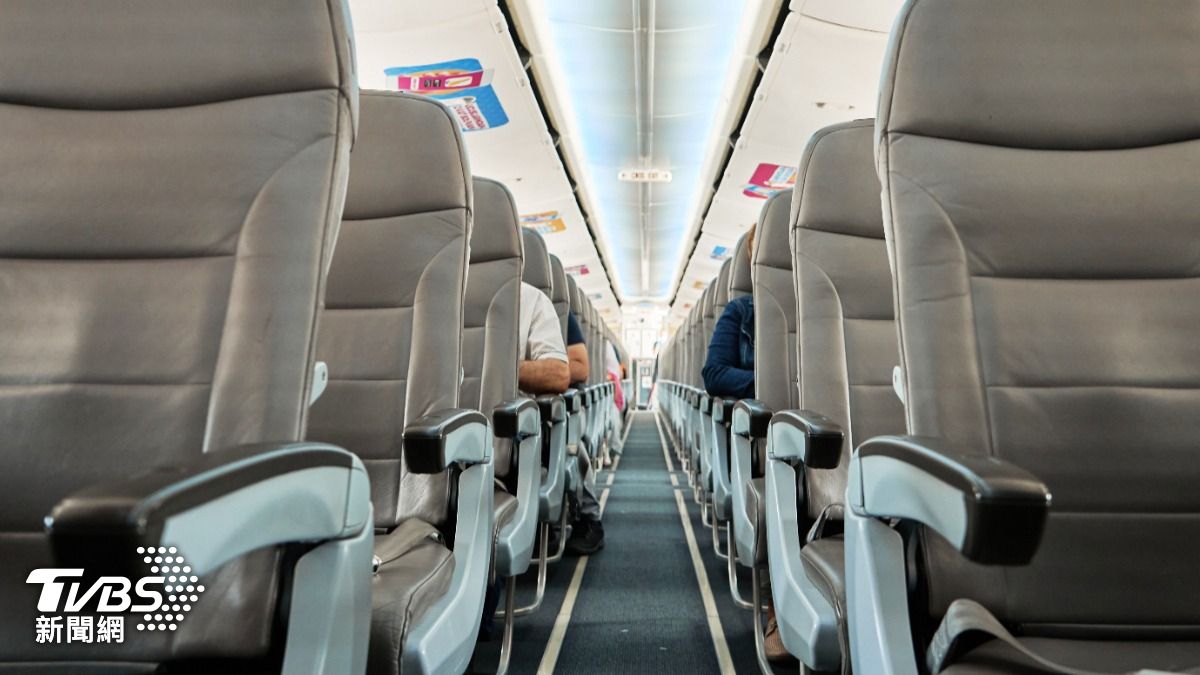 搭飛機小心!「1危險動作」恐引發血栓 專家教3招緩解