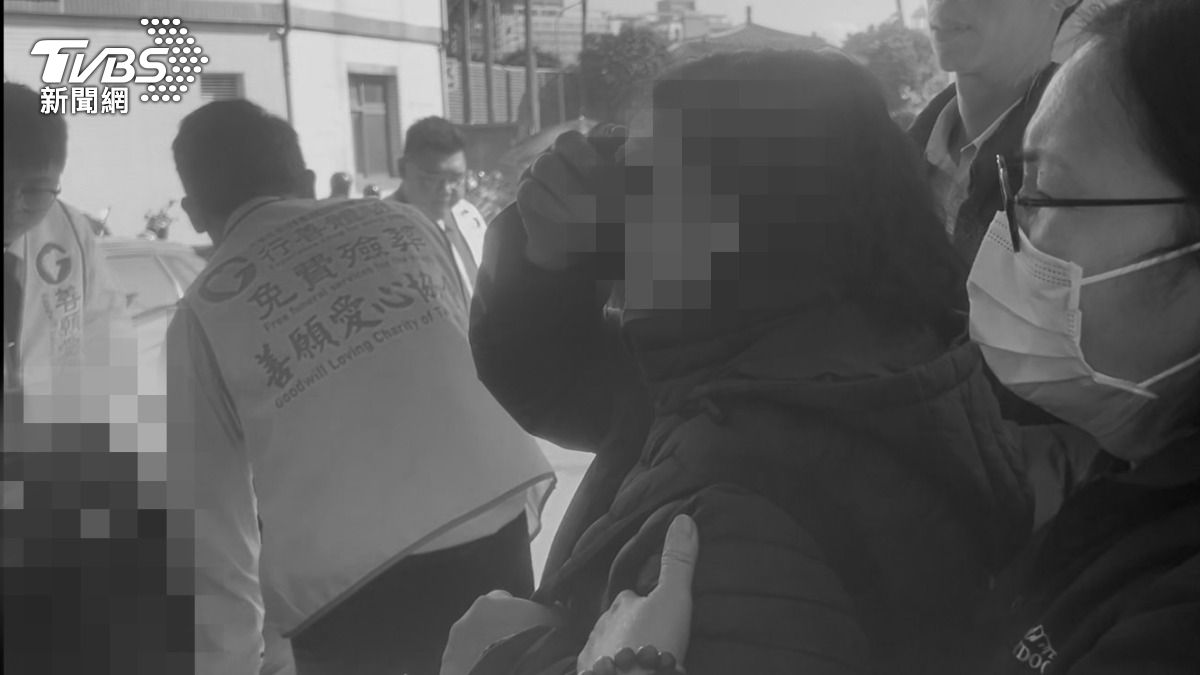 為養家沒見過女兒…移工火場跳樓亡 媽淚捧骨灰返鄉幫孫報戶口