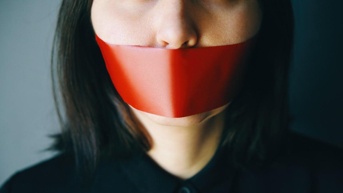 日56歲婦「膠帶封嘴」狠殺80歲老母。（示意圖／shutterstock 達志影像）
