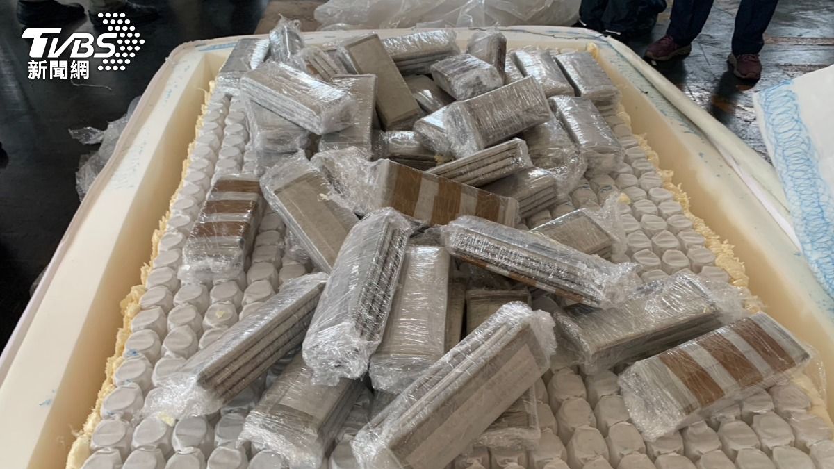 美進口床墊藏毒!走私市值1.7億大麻磚 進高雄港遭攔截